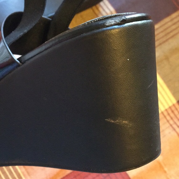 Platform Sandals - Picture 4 of 5